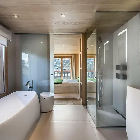 Chalet Luxueux Proche Des Pistes Avec Espace Bien-etre - Fr-1-562-43 Courchevel